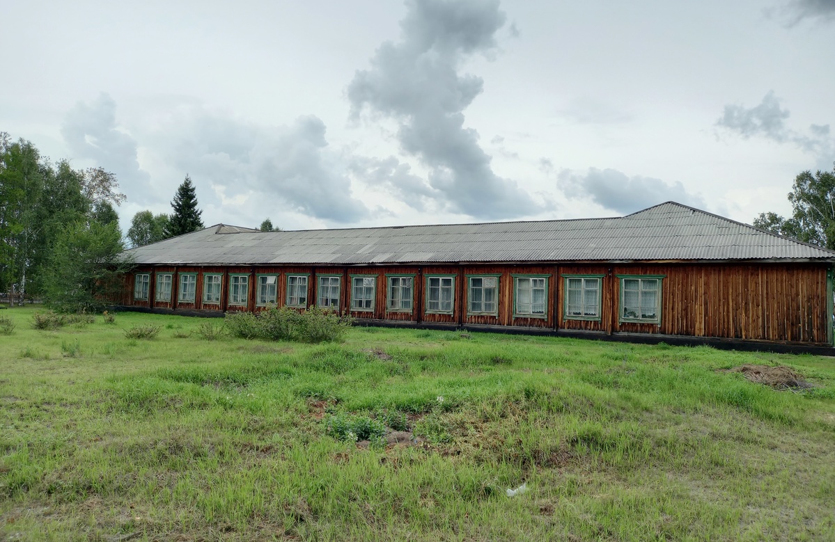 Здание действующей школы